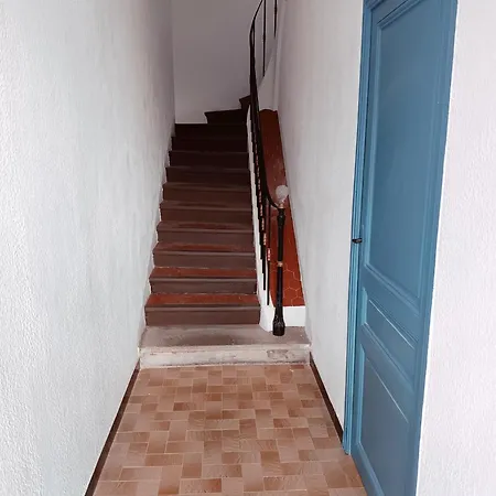 Maison Provencale Дом отдыха Ла-Сейн-сюр-Мер